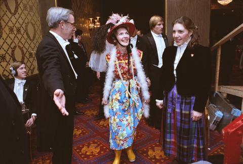 Nancy Reagan in second hand clothes event